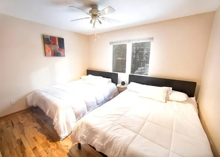 Tucked Away Off Brady - 4 Beds